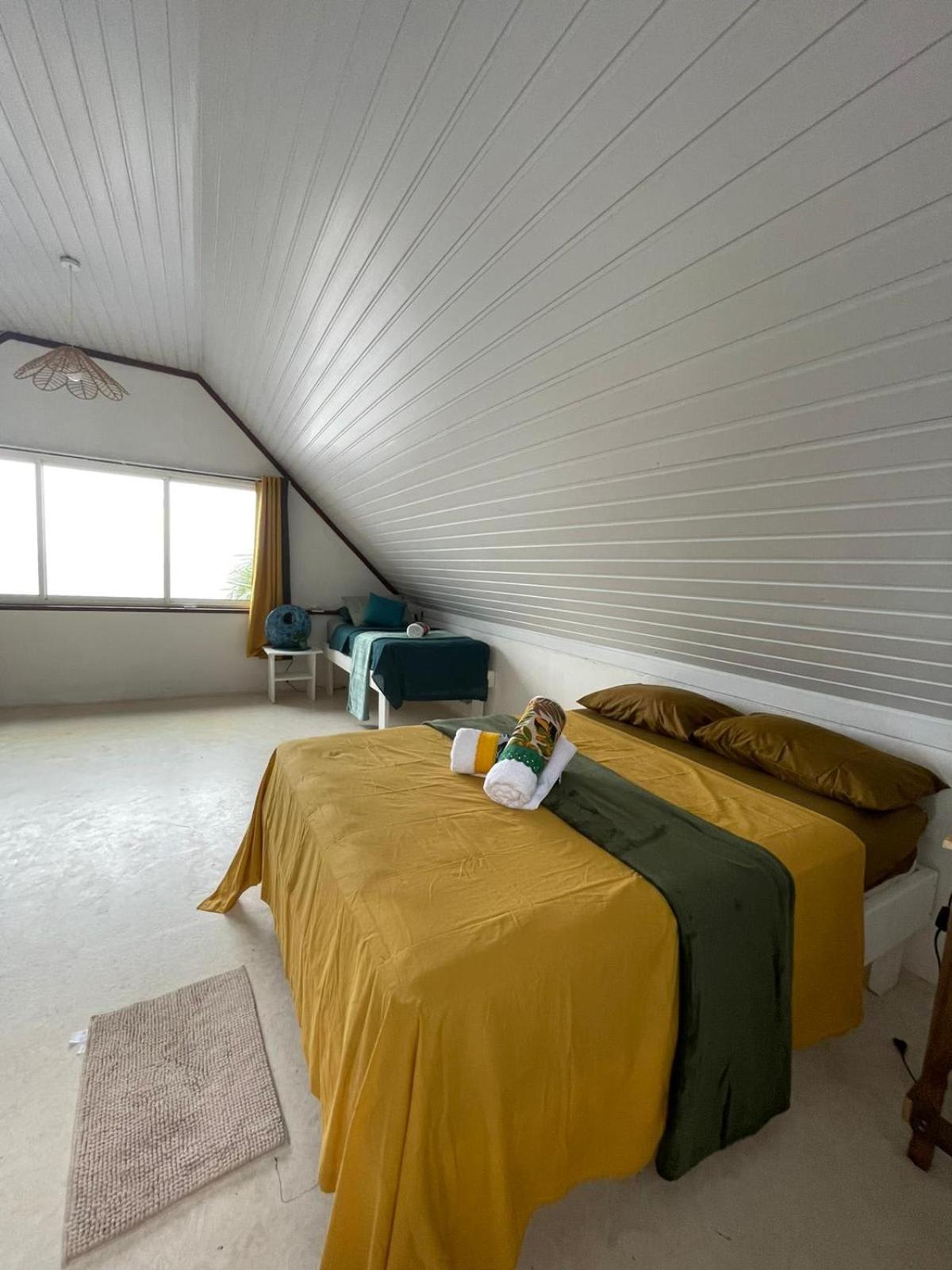 Fare Ahonu Beach House Mahina Exterior photo