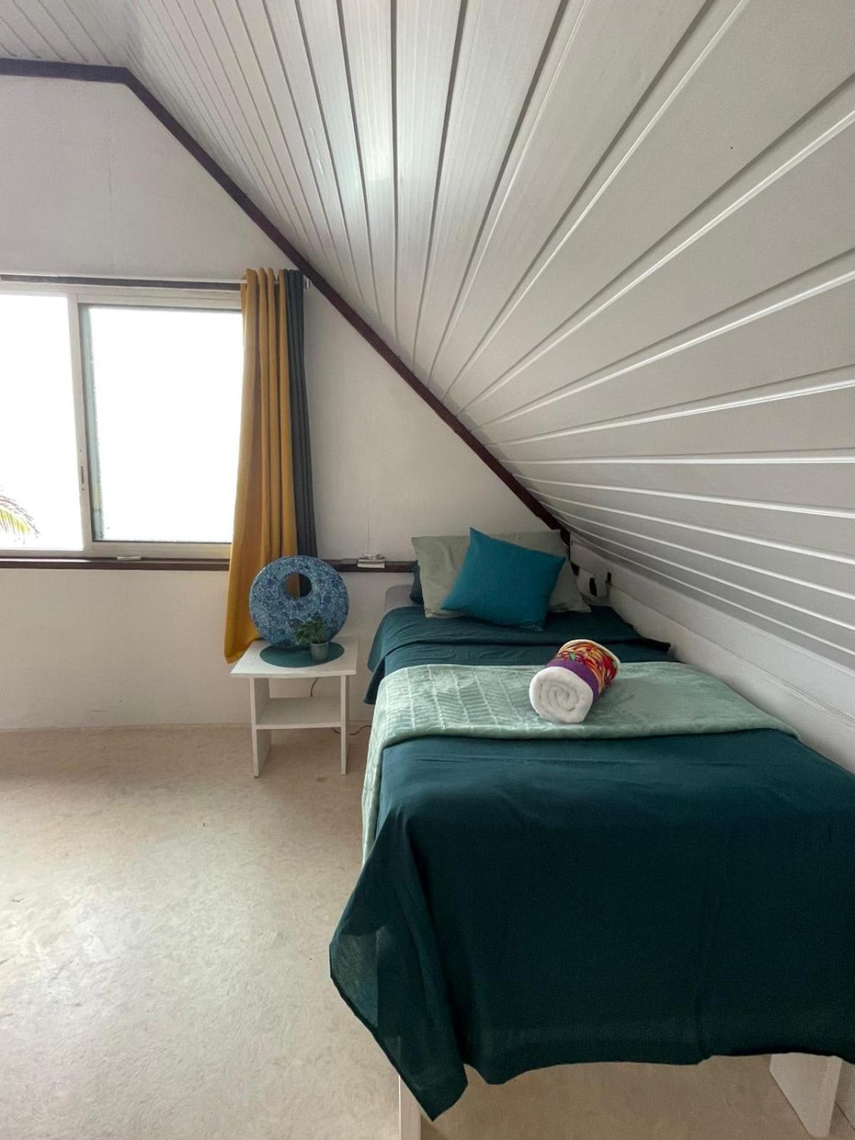 Fare Ahonu Beach House Mahina Exterior photo
